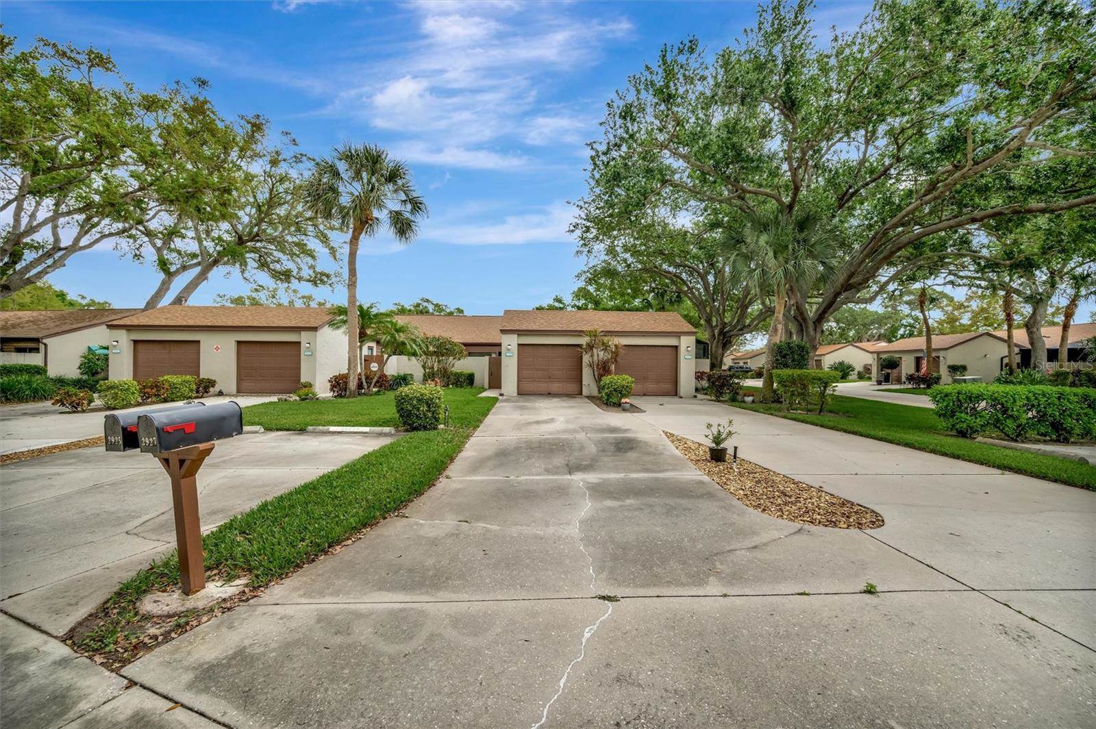 2925 Park Lake Drive, Bradenton, FL 34209