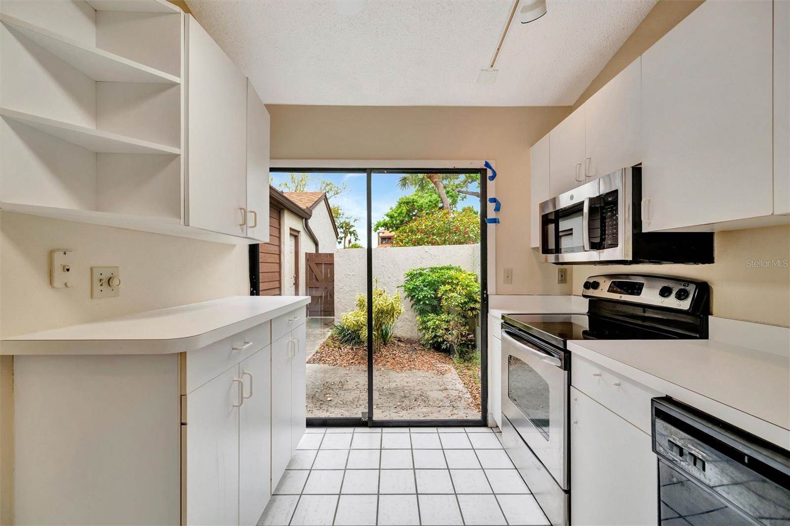 2925 Park Lake Drive, Bradenton, FL 34209
