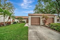 2925 Park Lake Drive, Bradenton, FL 34209