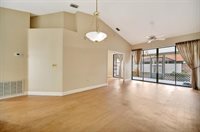 2925 Park Lake Drive, Bradenton, FL 34209