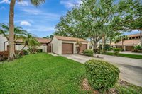 2925 Park Lake Drive, Bradenton, FL 34209