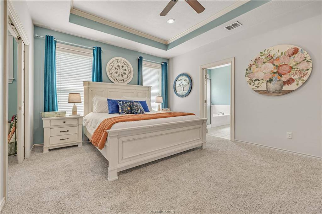 2401 Newark Circle, College Station, TX 77845