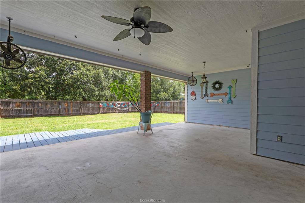 2401 Newark Circle, College Station, TX 77845