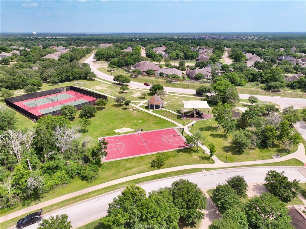 2401 Newark Circle, College Station, TX 77845