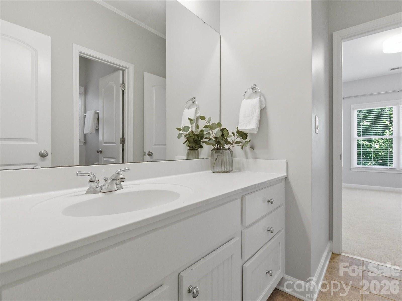 1104 Lytton Lane, Matthews, NC 28104
