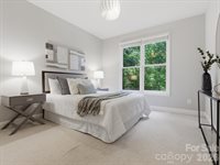1104 Lytton Lane, Matthews, NC 28104