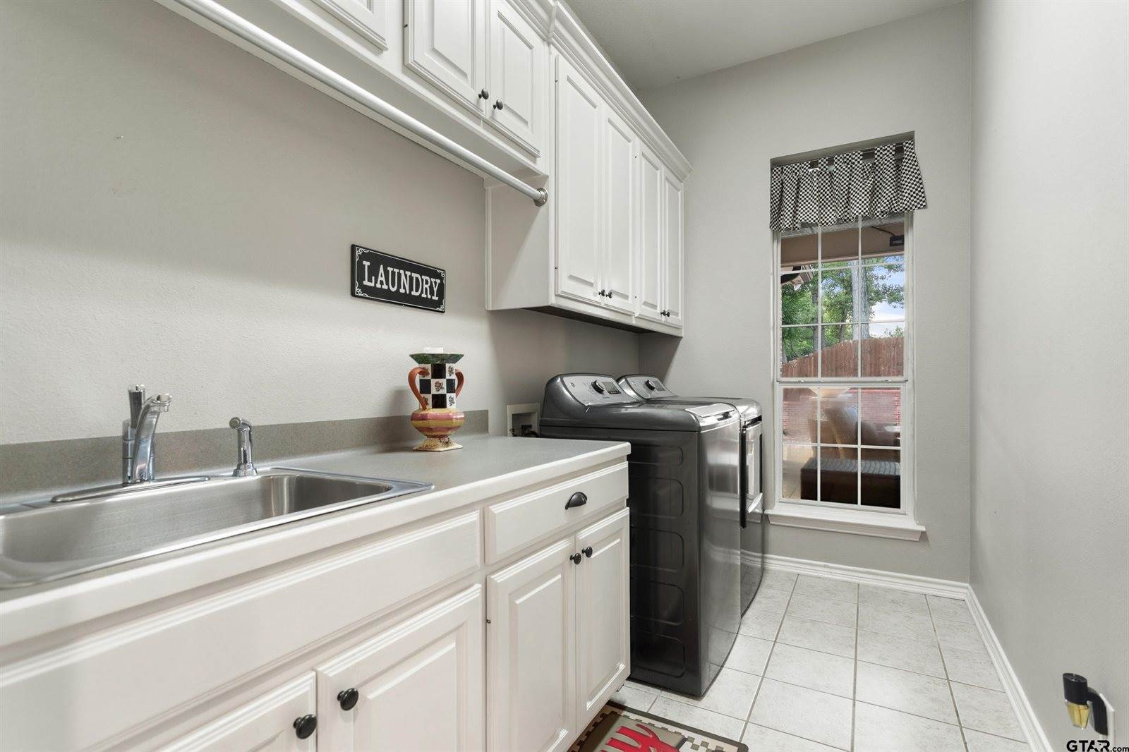 613 Steeple Ct, Tyler, TX 75703
