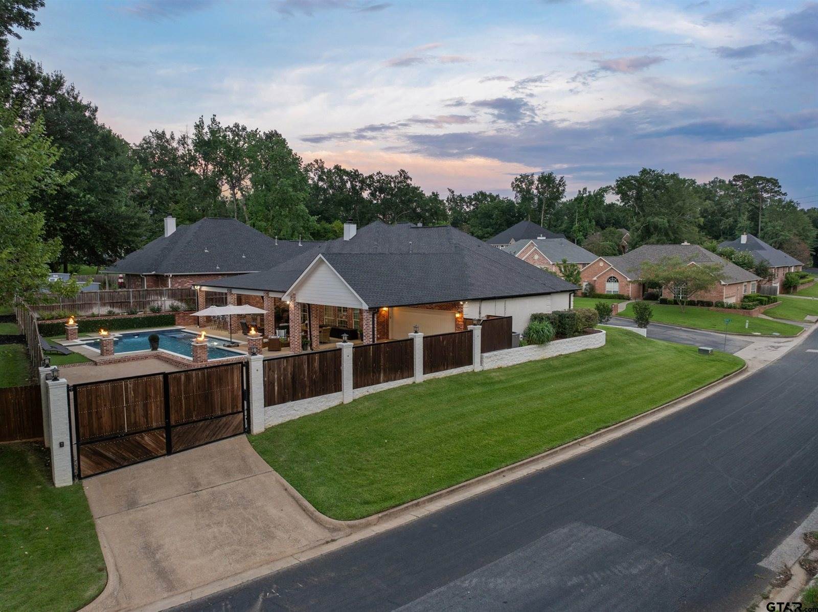 613 Steeple Ct, Tyler, TX 75703