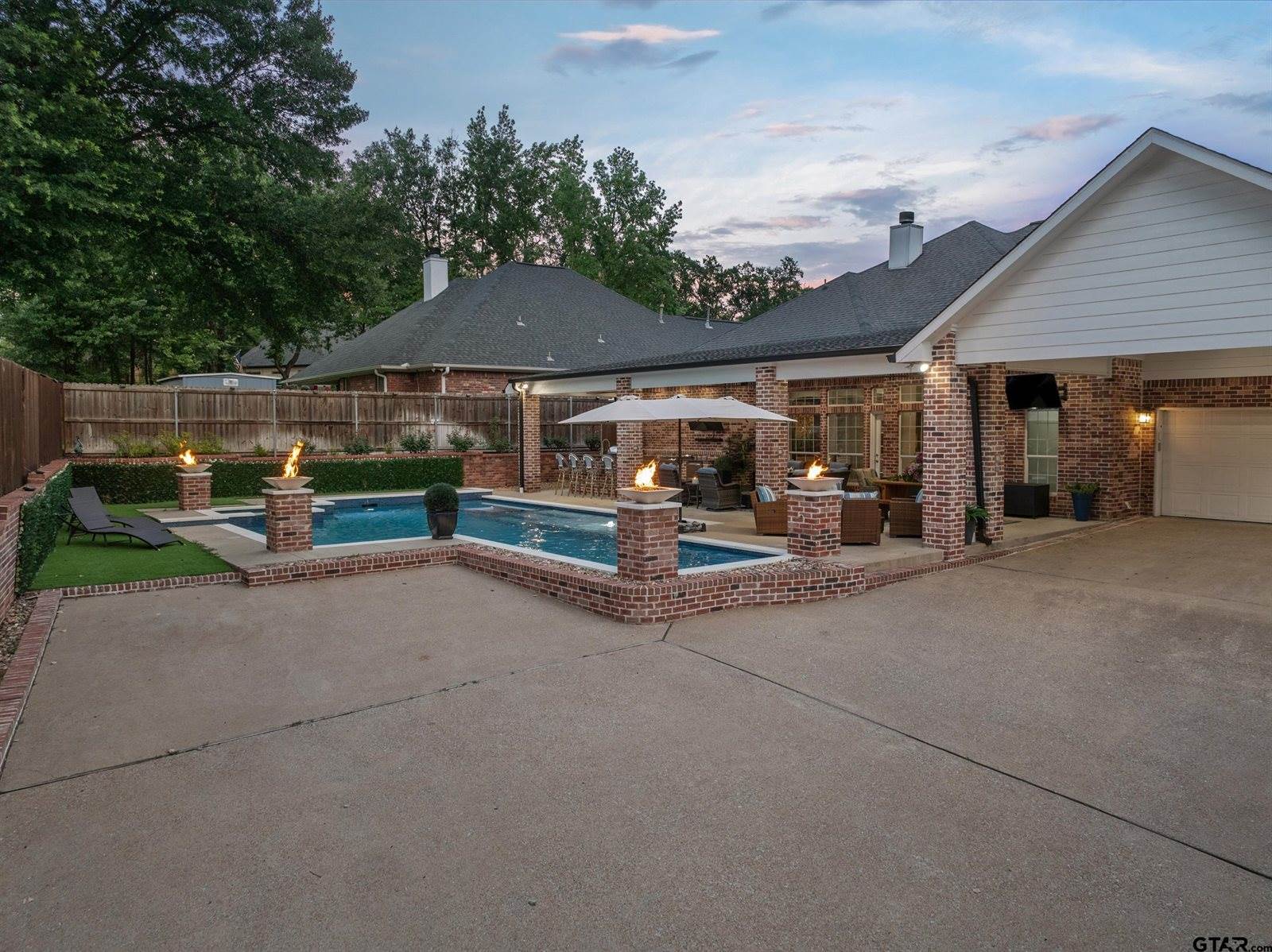 613 Steeple Ct, Tyler, TX 75703