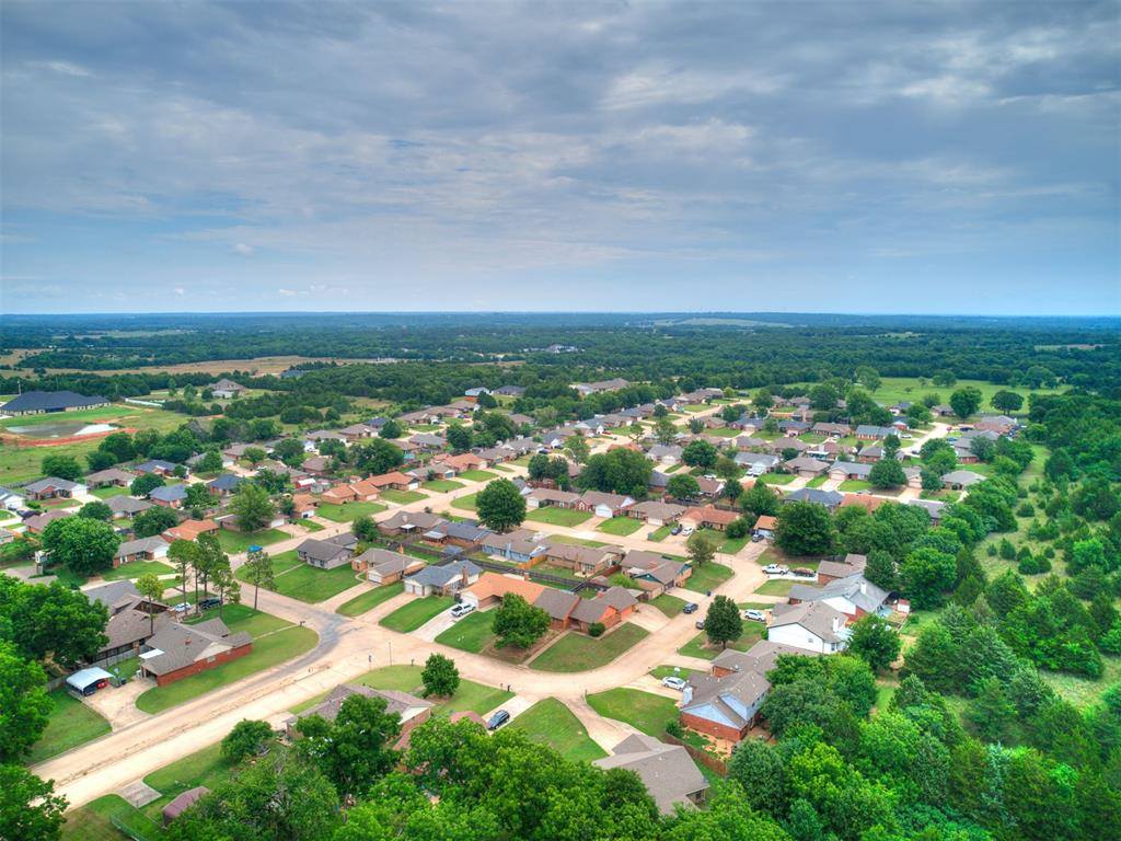 4308 Trinity Drive, Shawnee, OK 74804