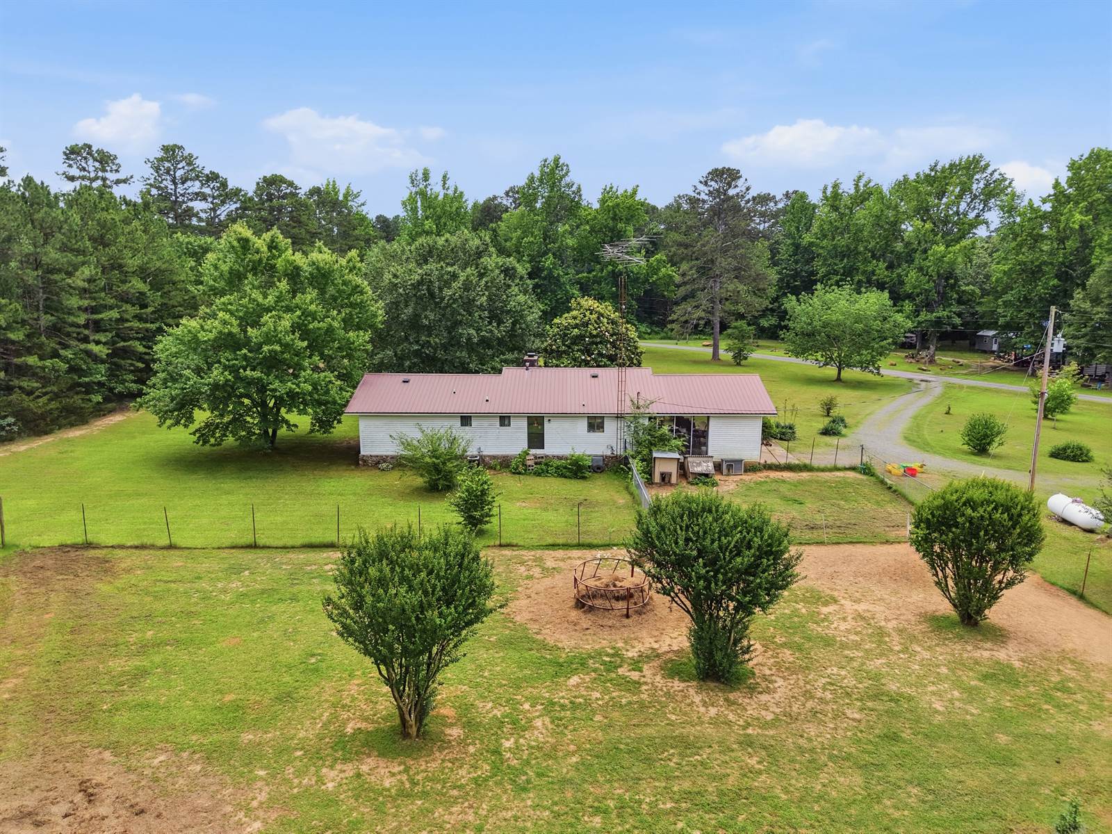 390 Wood Vine, Higden, AR 72067