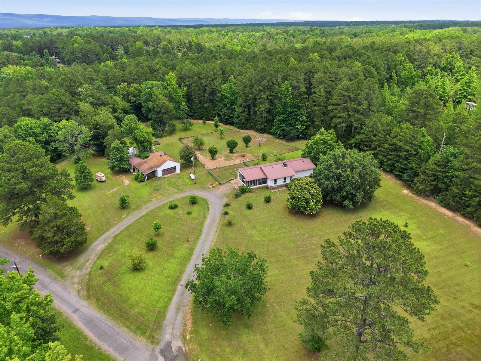 390 Wood Vine, Higden, AR 72067