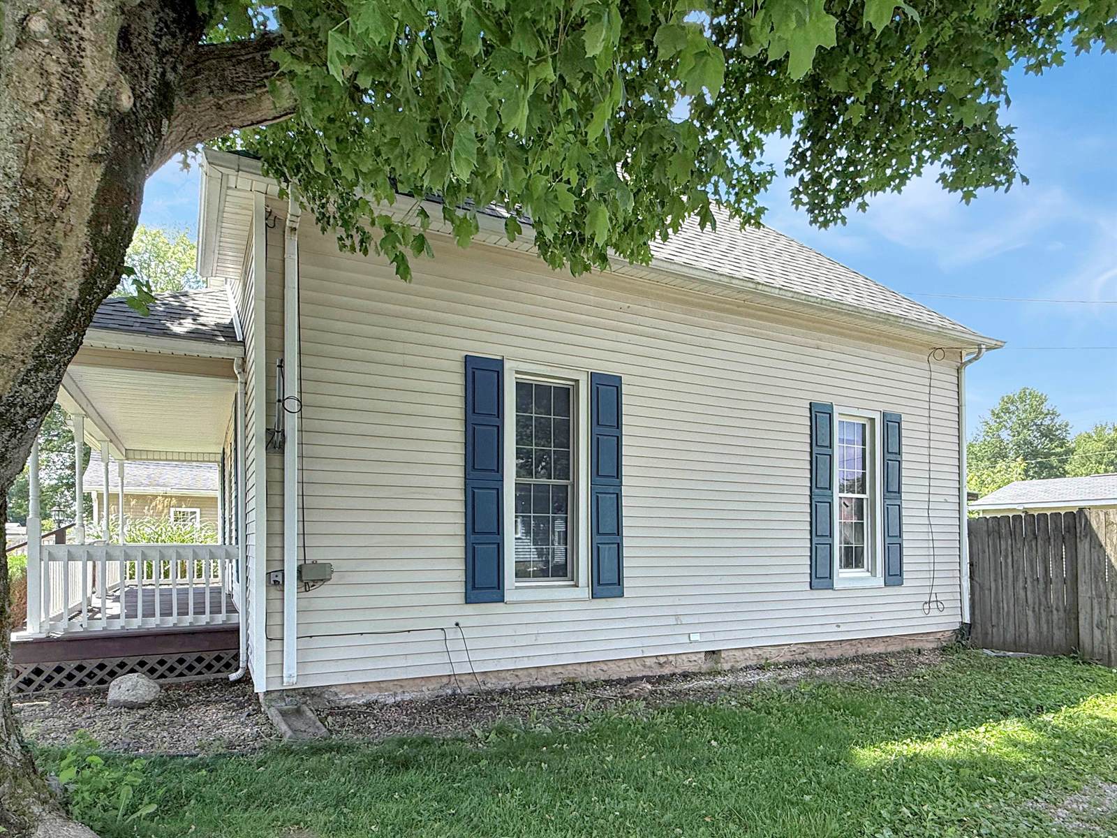 503 W Cyrus, Farmersburg, IN 47850