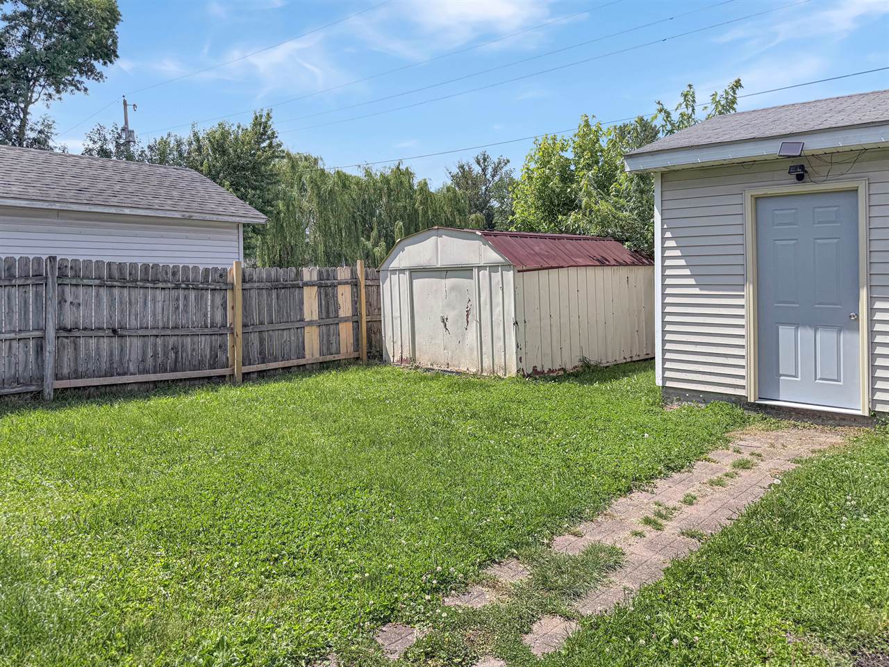 503 W Cyrus, Farmersburg, IN 47850