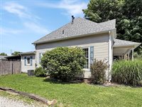 503 W Cyrus, Farmersburg, IN 47850