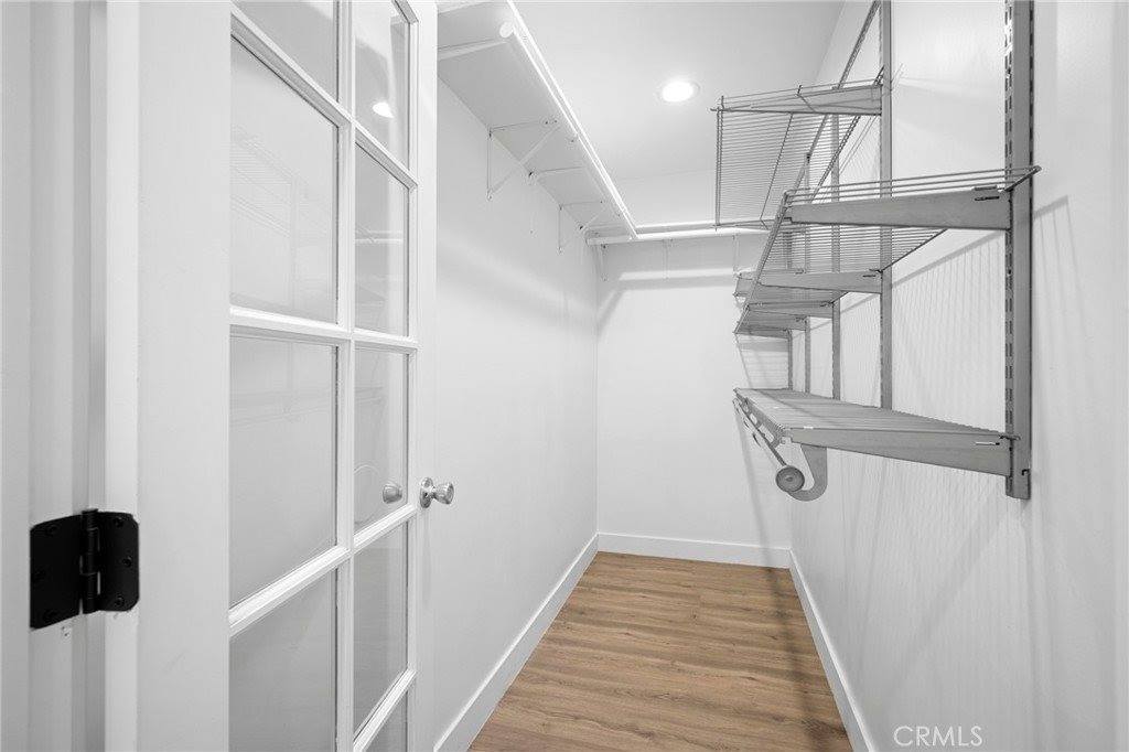 1010 Mariposa St, Glendale, CA 91205