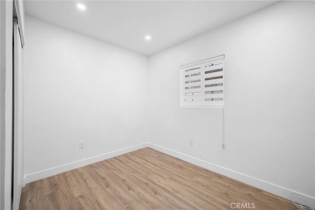 1010 Mariposa St, Glendale, CA 91205