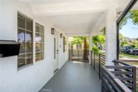 1010 Mariposa St, Glendale, CA 91205