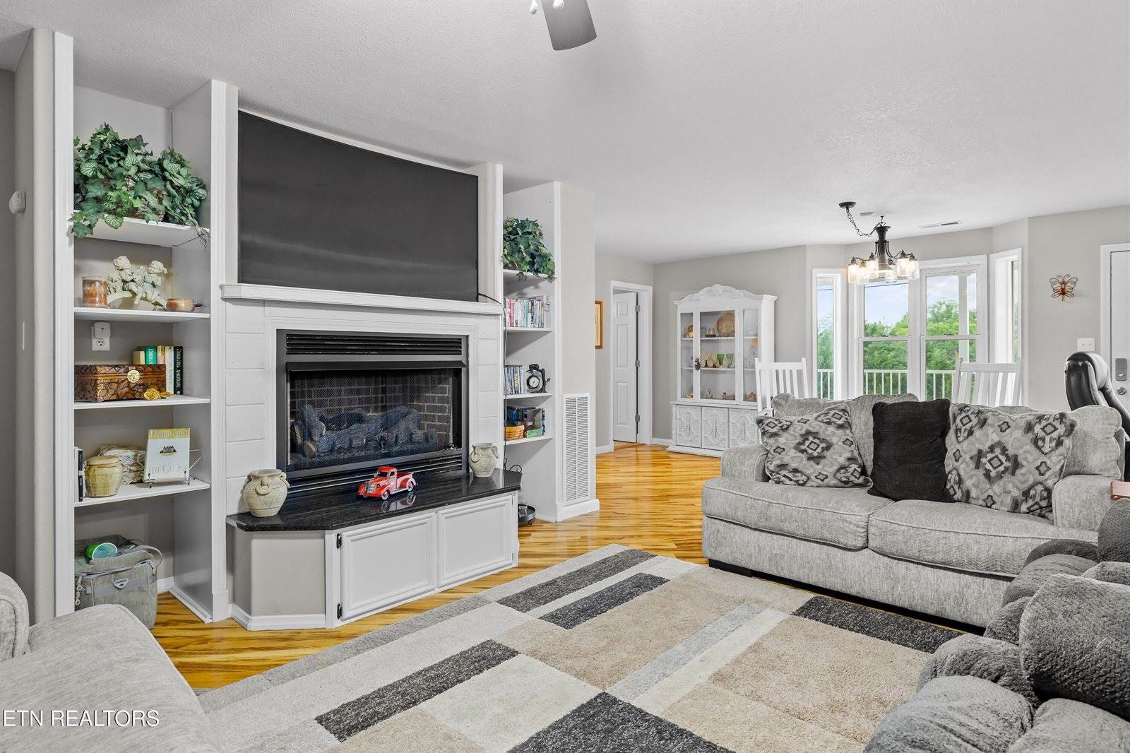 1700 Cedar Valley Rd, Sweetwater, TN 37874