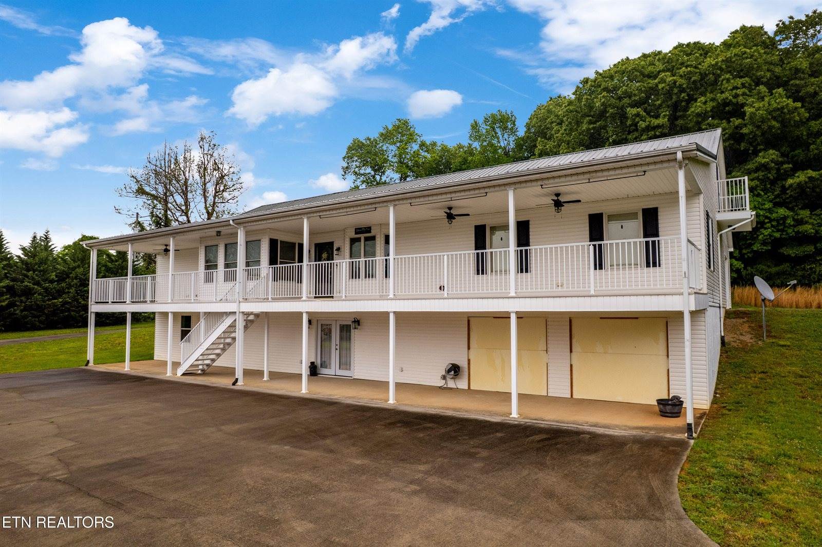 1700 Cedar Valley Rd, Sweetwater, TN 37874