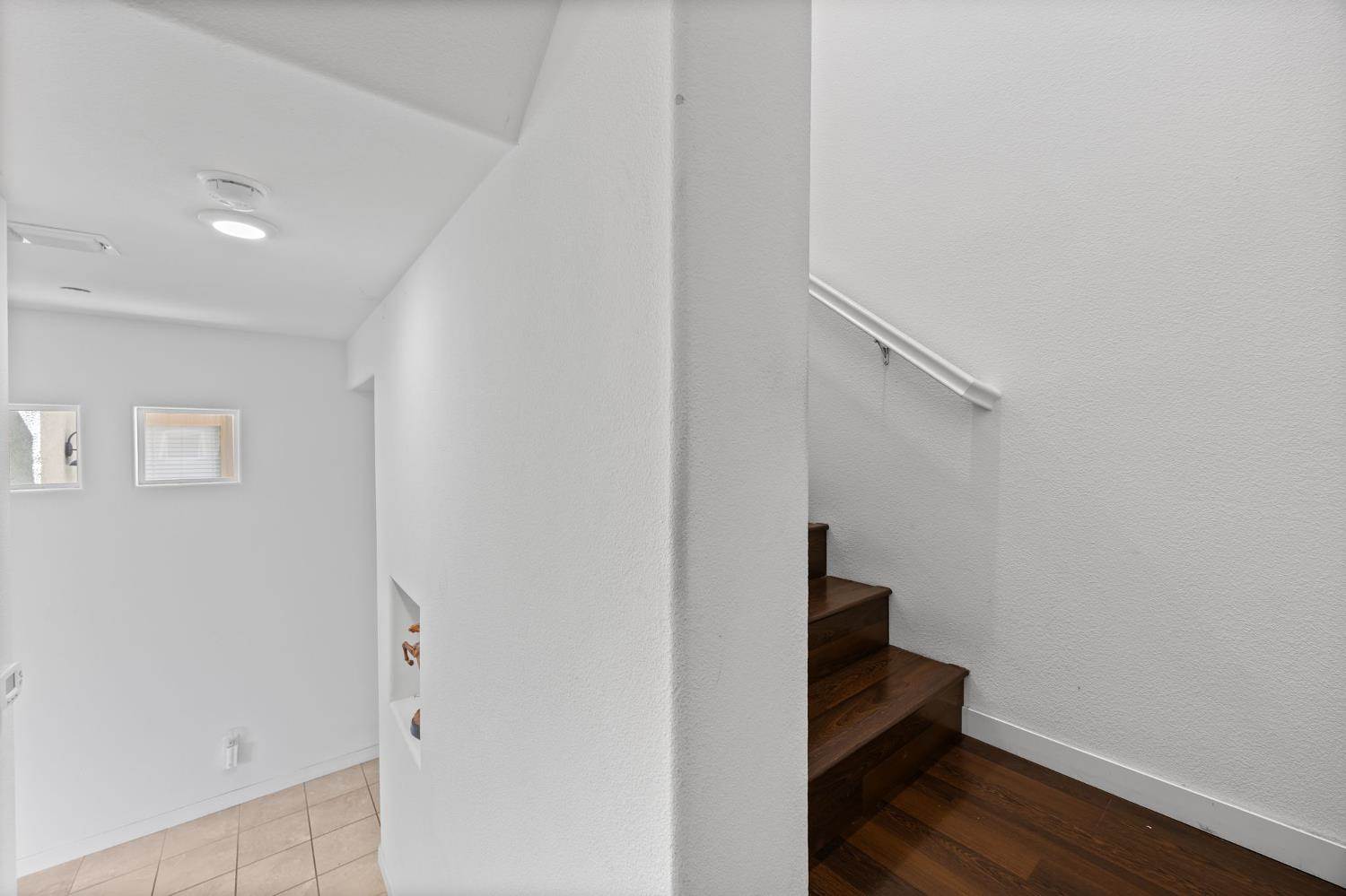 4102 Beechcraft Way, Sacramento, CA 95834