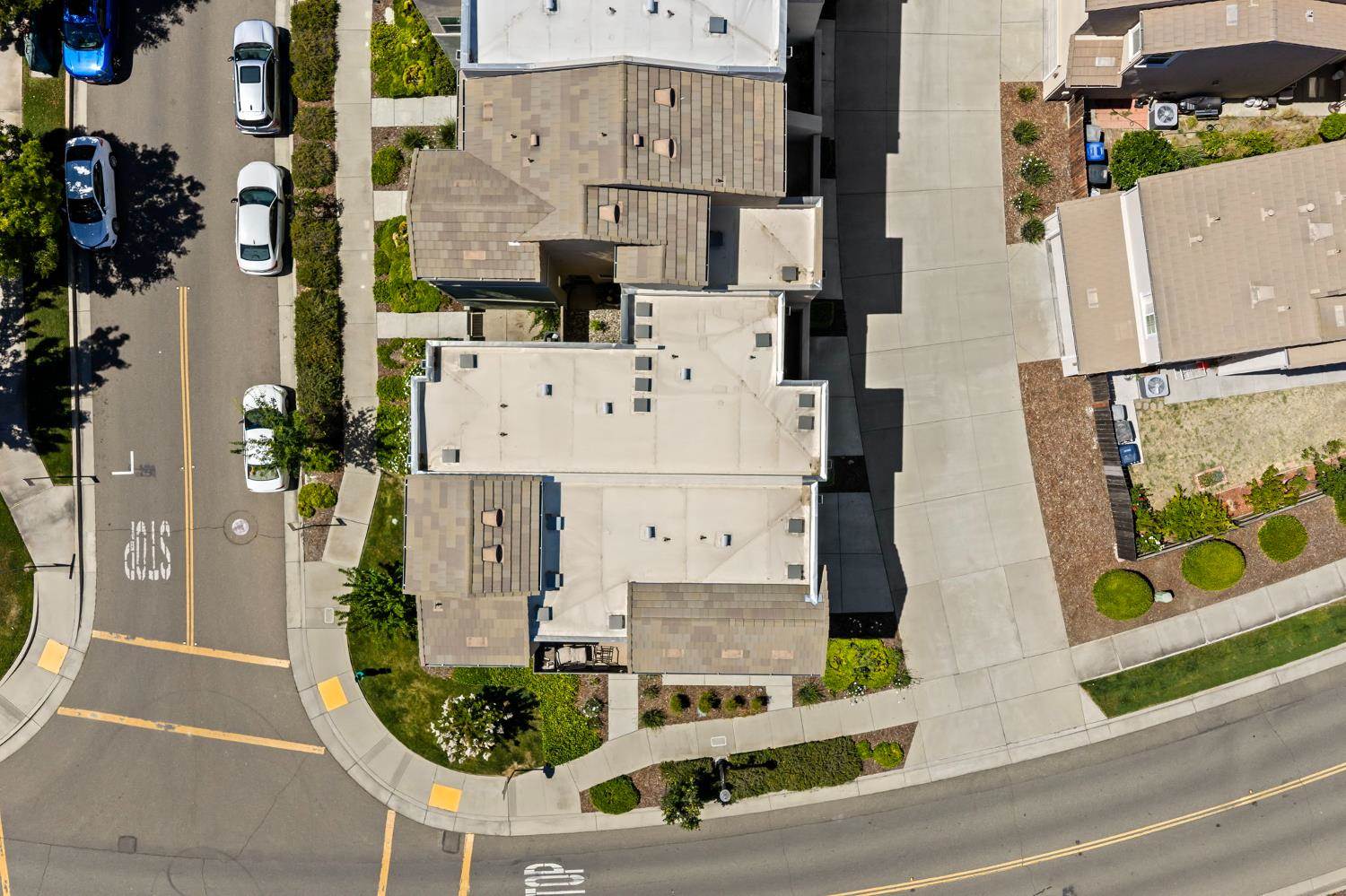 4102 Beechcraft Way, Sacramento, CA 95834