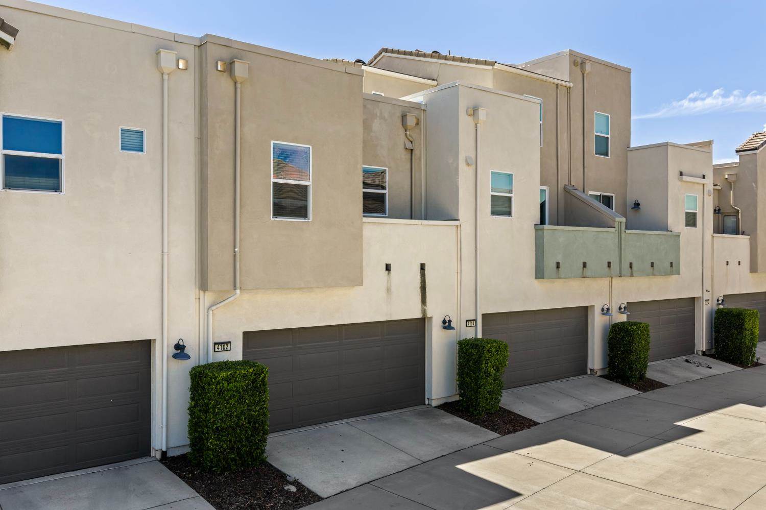 4102 Beechcraft Way, Sacramento, CA 95834