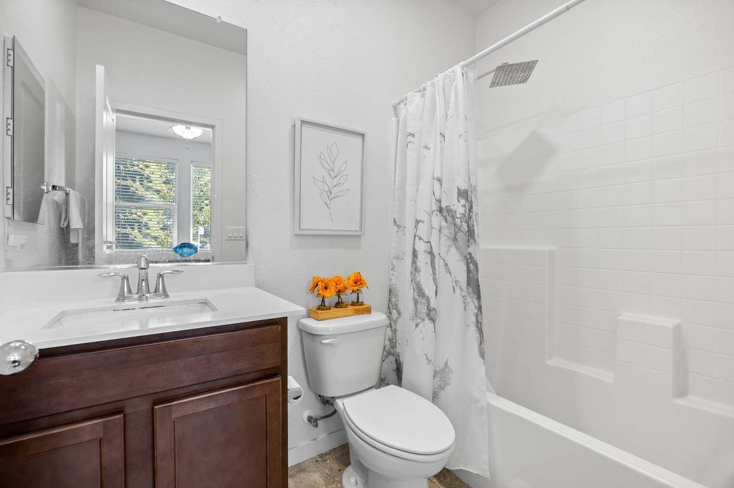 4102 Beechcraft Way, Sacramento, CA 95834