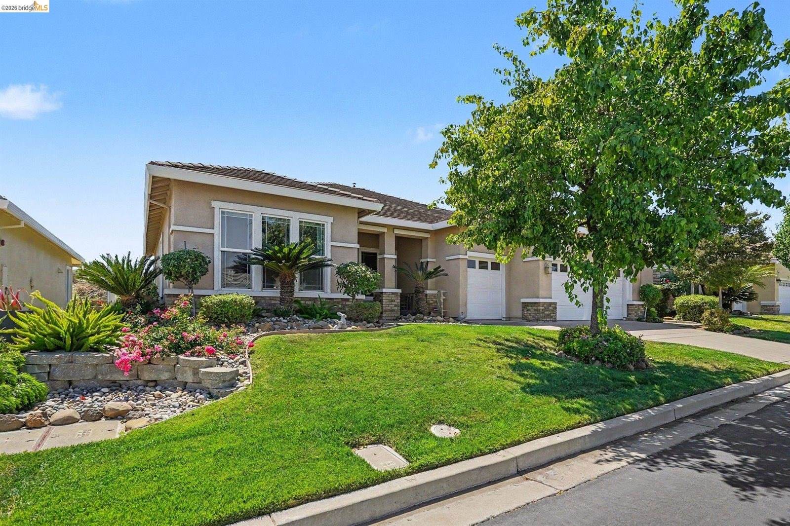 979 Centennial Dr, Brentwood, CA 94513