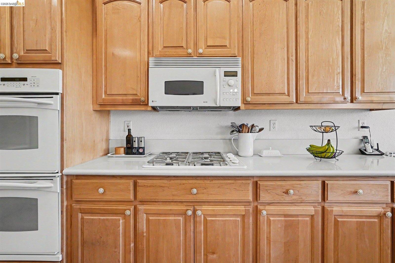 979 Centennial Dr, Brentwood, CA 94513