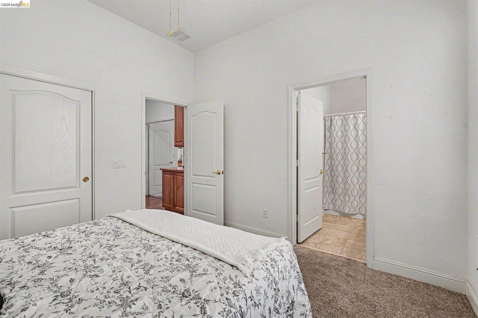 979 Centennial Dr, Brentwood, CA 94513