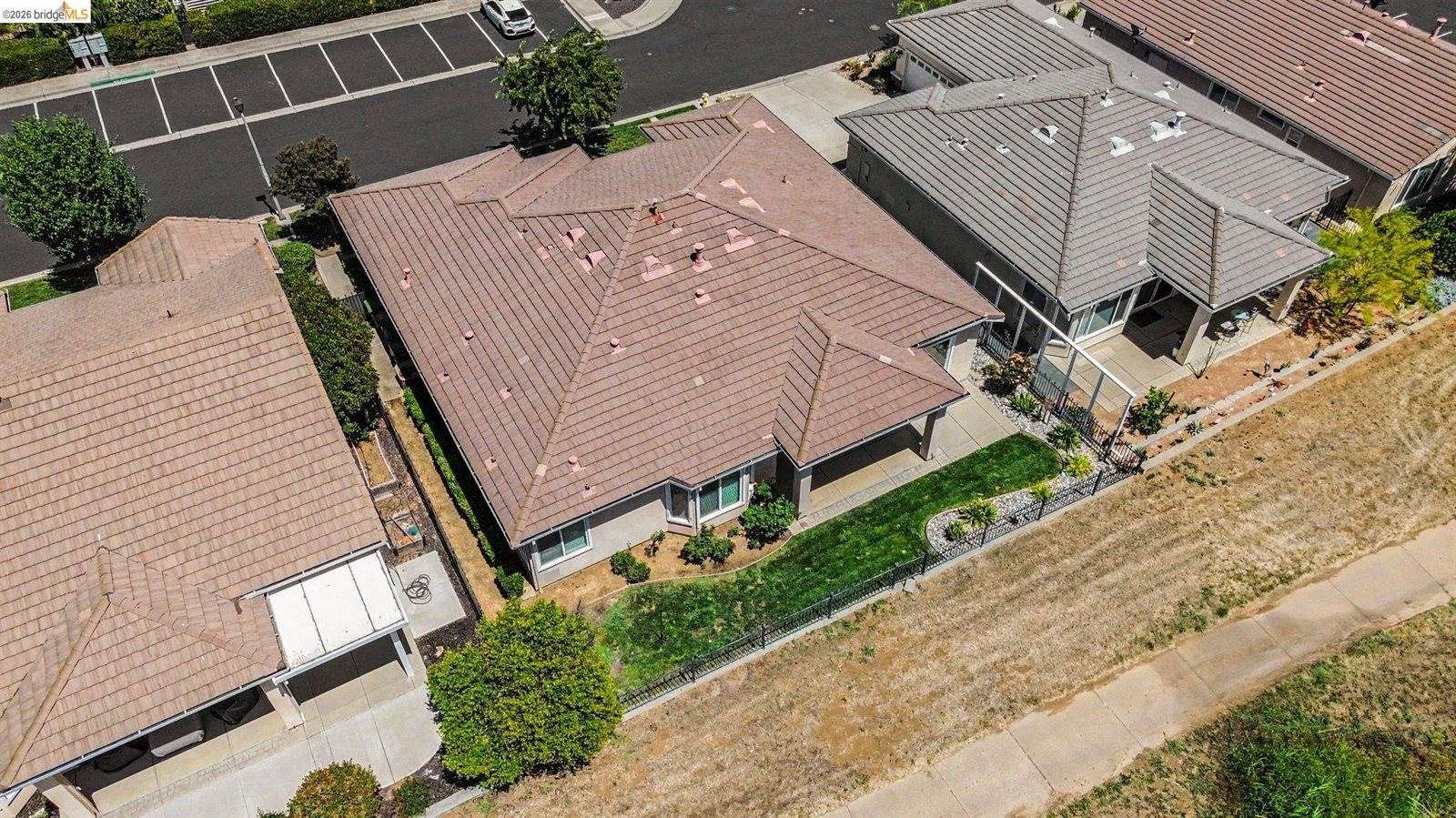 979 Centennial Dr, Brentwood, CA 94513