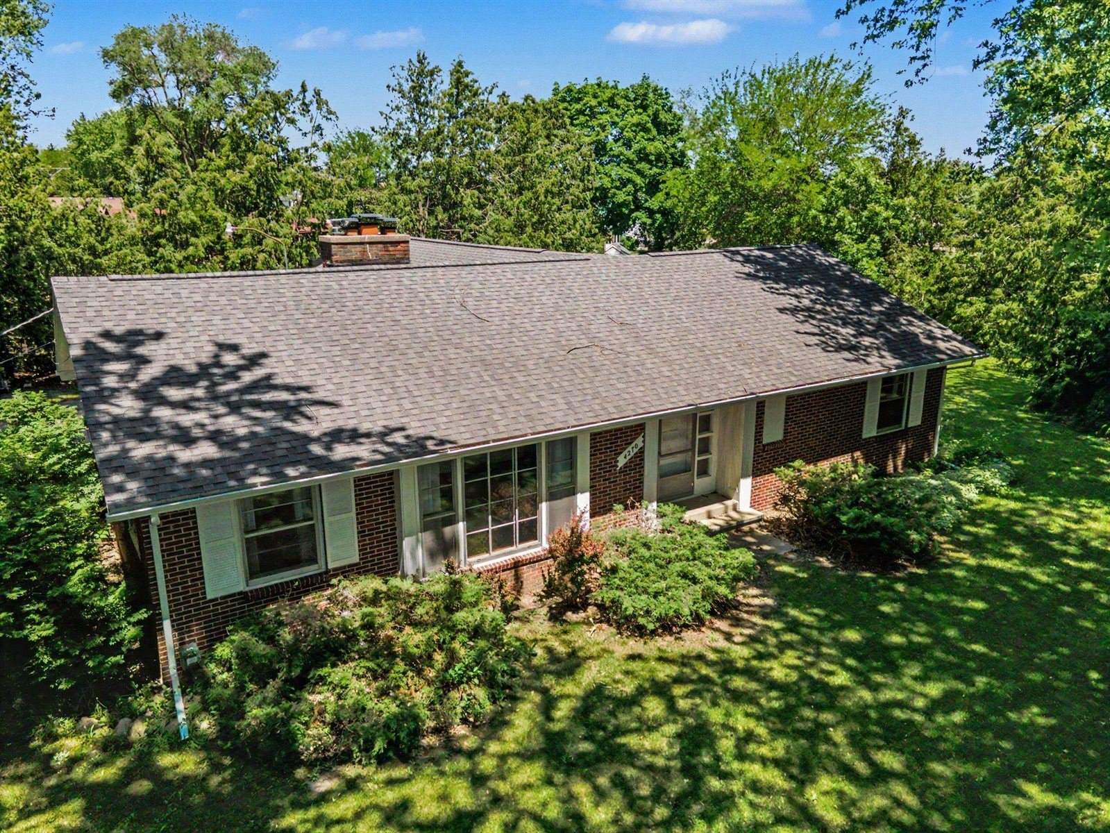 4270 Shattuck Road, Saginaw, MI 48603
