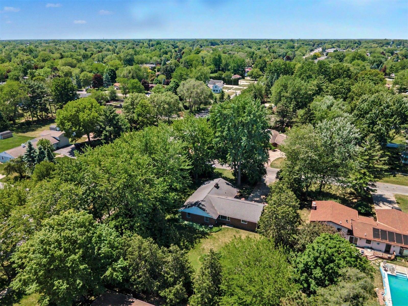 4270 Shattuck Road, Saginaw, MI 48603