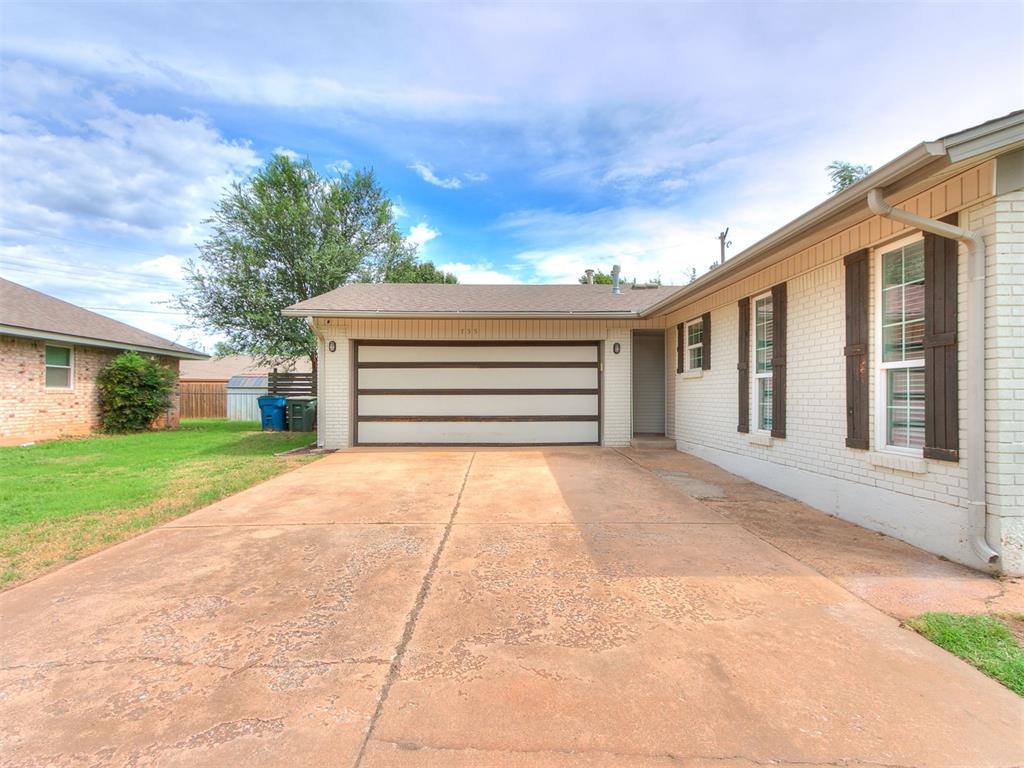 735 Sunset Drive, Edmond, OK 73003