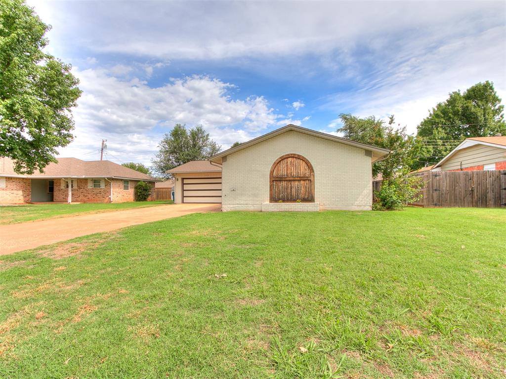 735 Sunset Drive, Edmond, OK 73003