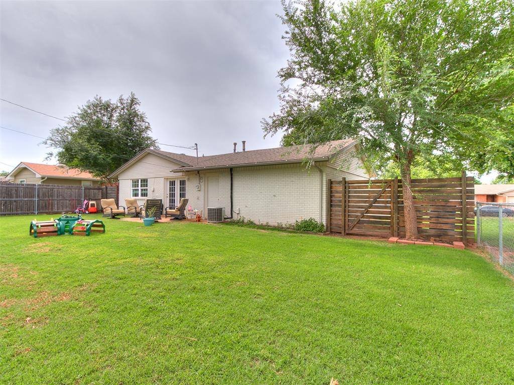 735 Sunset Drive, Edmond, OK 73003