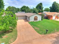 735 Sunset Drive, Edmond, OK 73003