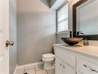 735 Sunset Drive, Edmond, OK 73003