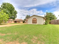 735 Sunset Drive, Edmond, OK 73003