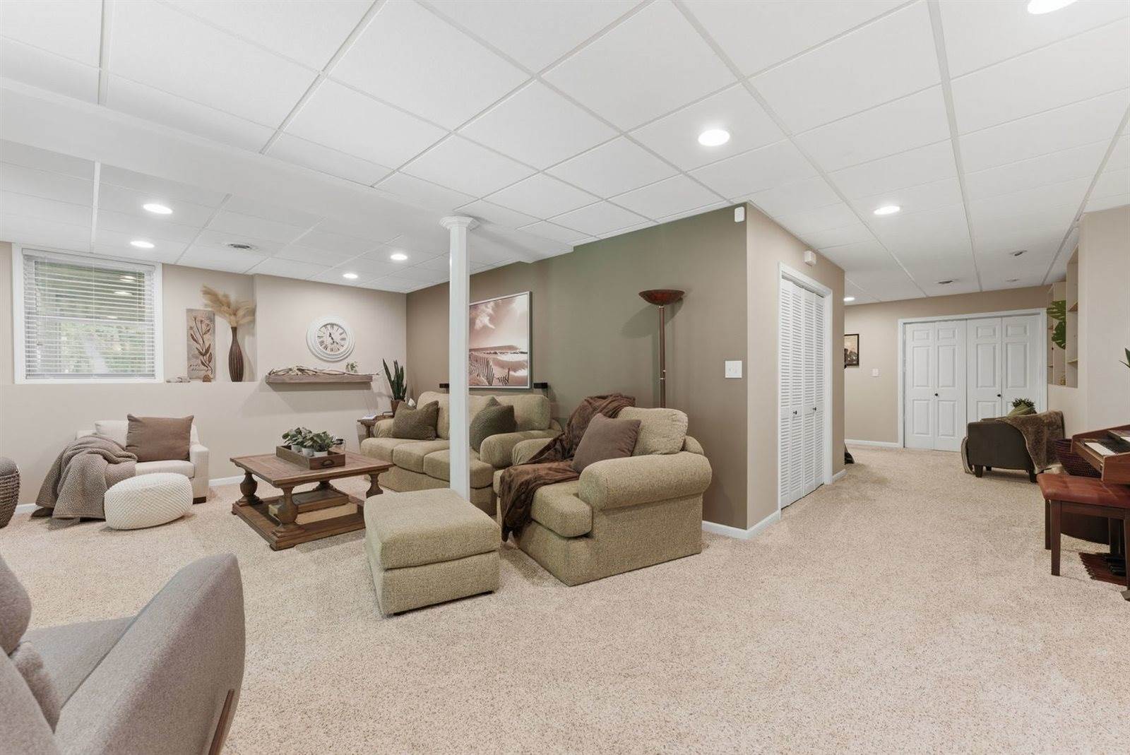 218 8th Avenue, Hampton, IL 61256