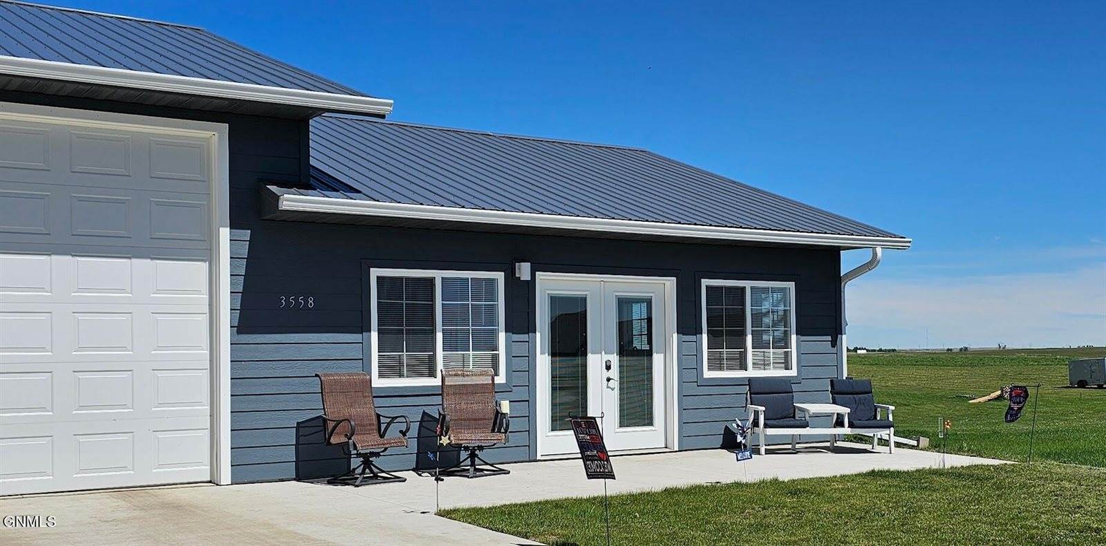 3558 Lakeshore Road, Medina, ND 58467