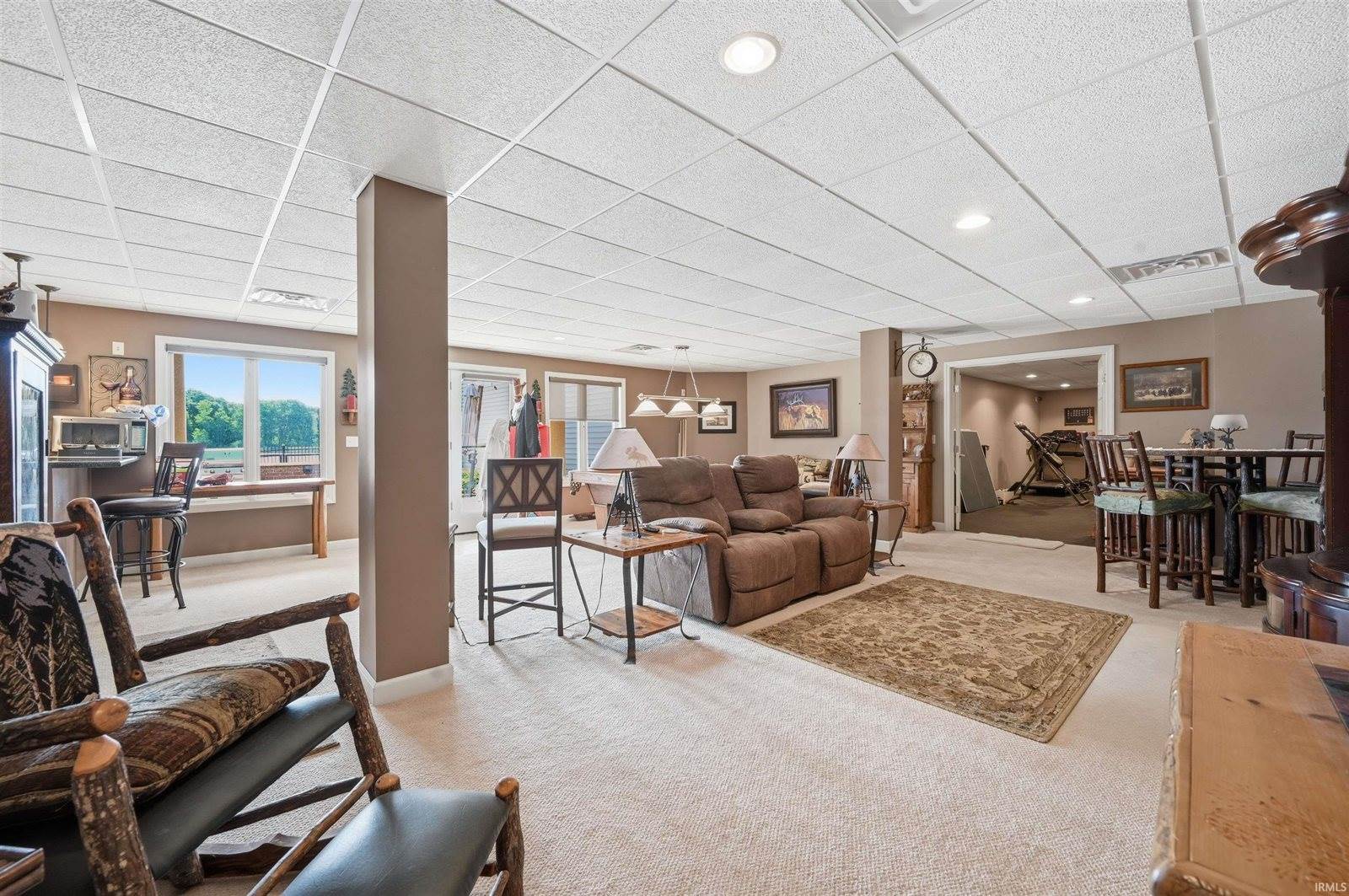 10 Conner Drive, Hartford City, IN 47348