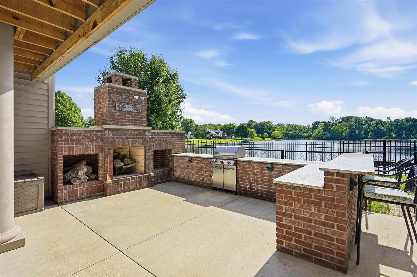 10 Conner Drive, Hartford City, IN 47348