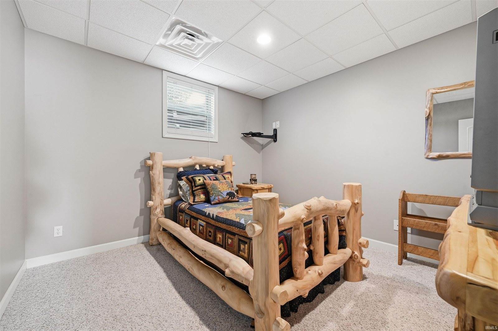 10 Conner Drive, Hartford City, IN 47348