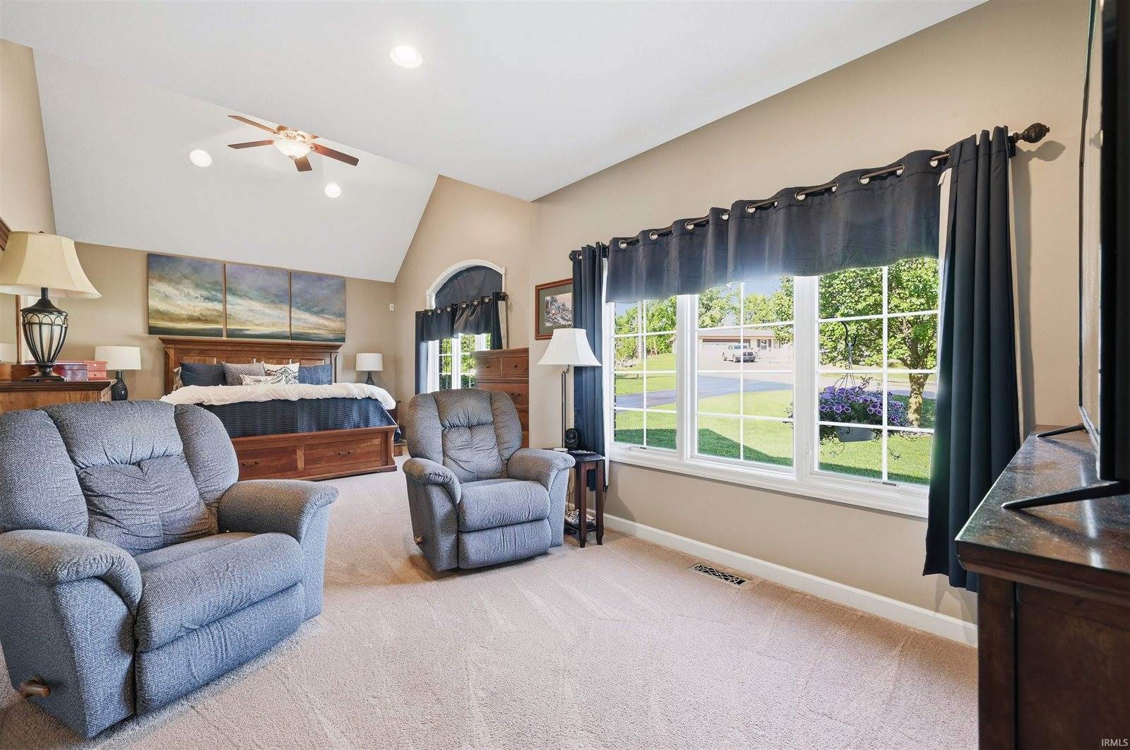10 Conner Drive, Hartford City, IN 47348