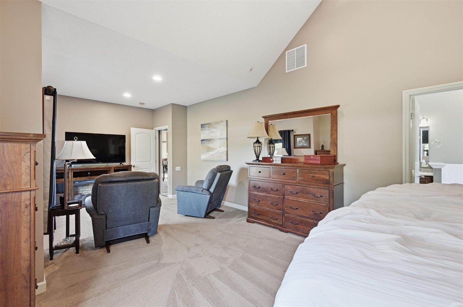 10 Conner Drive, Hartford City, IN 47348