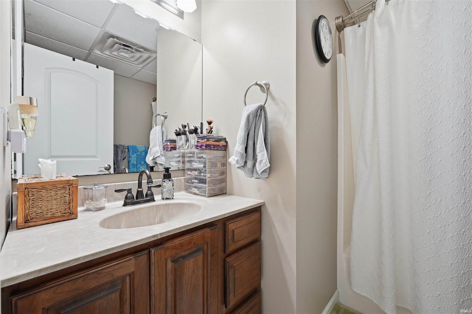 10 Conner Drive, Hartford City, IN 47348