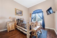 10 Conner Drive, Hartford City, IN 47348