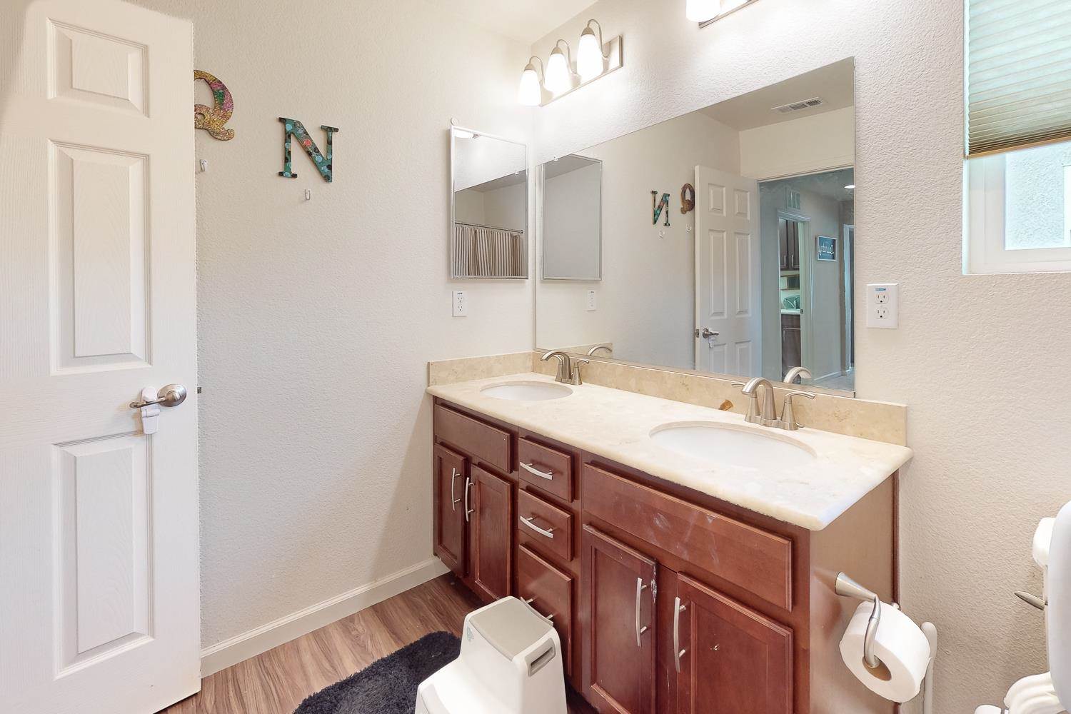 7056 Encore Way, Roseville, CA 95747